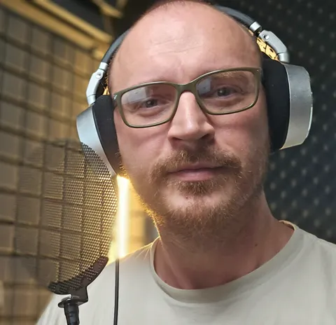 Диктор Bryan – банк голосів RPM Studio
