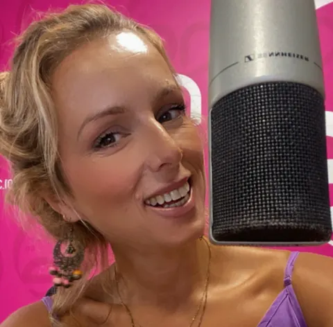 Диктор Silvia – банк голосів RPM Studio